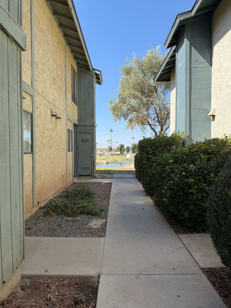 BAKERSFIELD Apartment: 4501 ISLA VERDE ST (A-D)