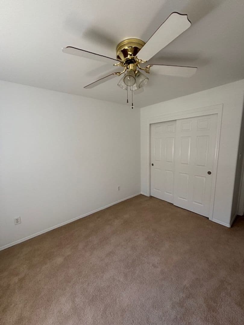 BAKERSFIELD House: 1555 KUHIO ST.