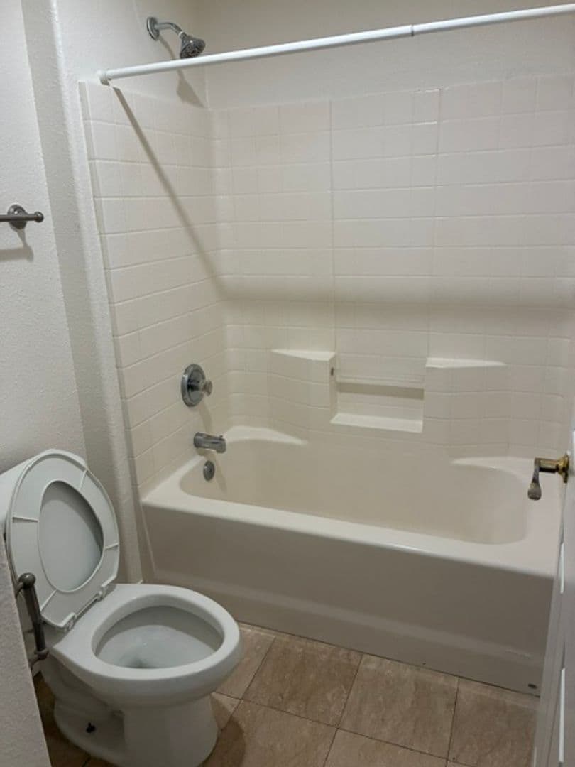 Bakersfield House: 2706 Trentino Ave.