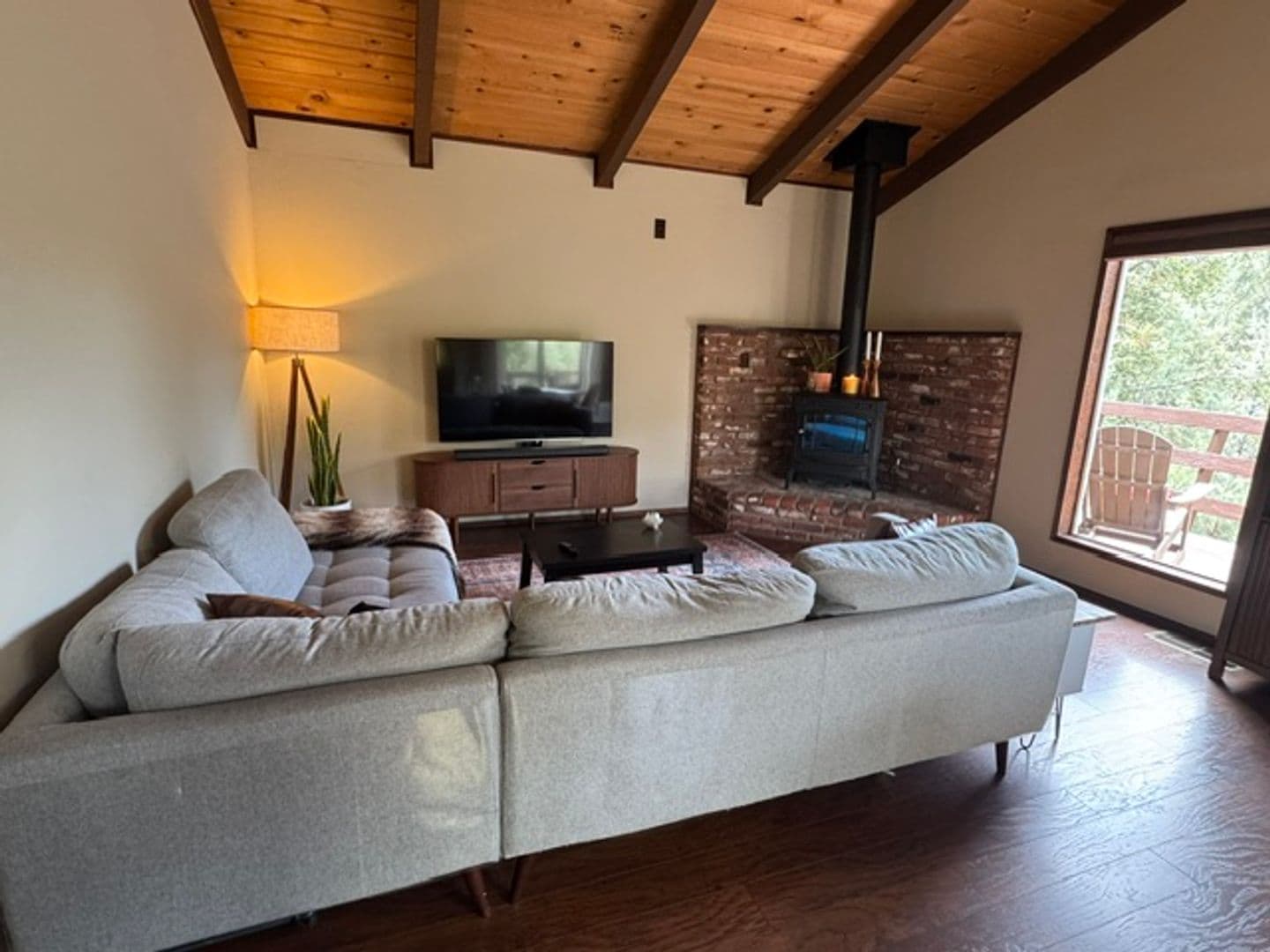 PINE MOUNTAIN CLUB House: 15912 ZURICH WAY