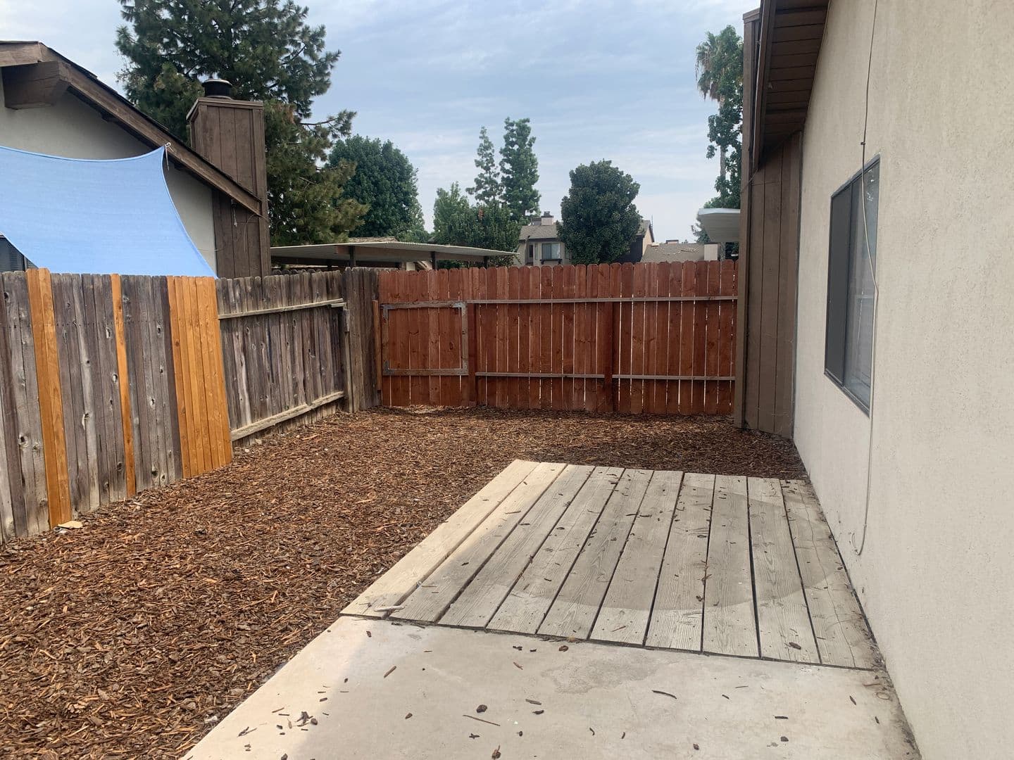 BAKERSFIELD Apartment: 701 DESERET WAY