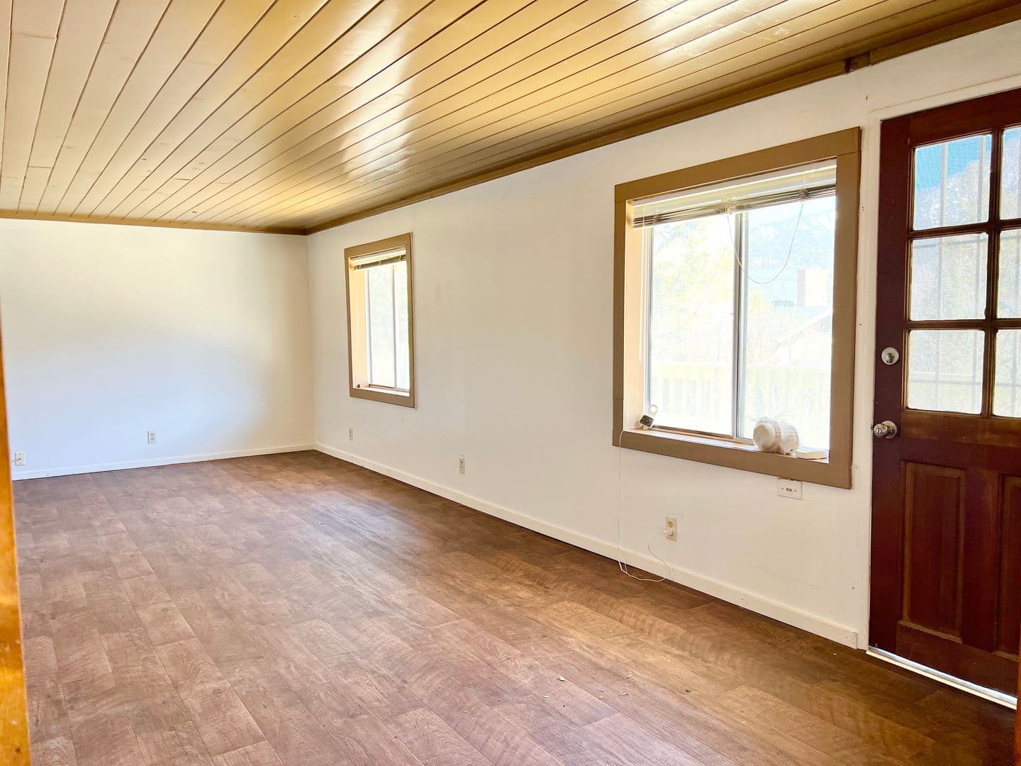 PINE MOUNTAIN CLUB House: 16420 HURON DR