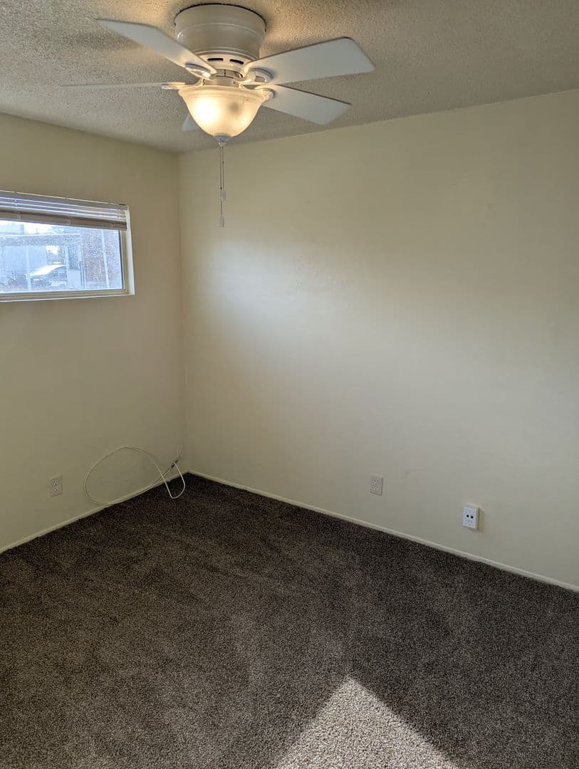 BAKERSFIELD Apartment: 226 STINE RD