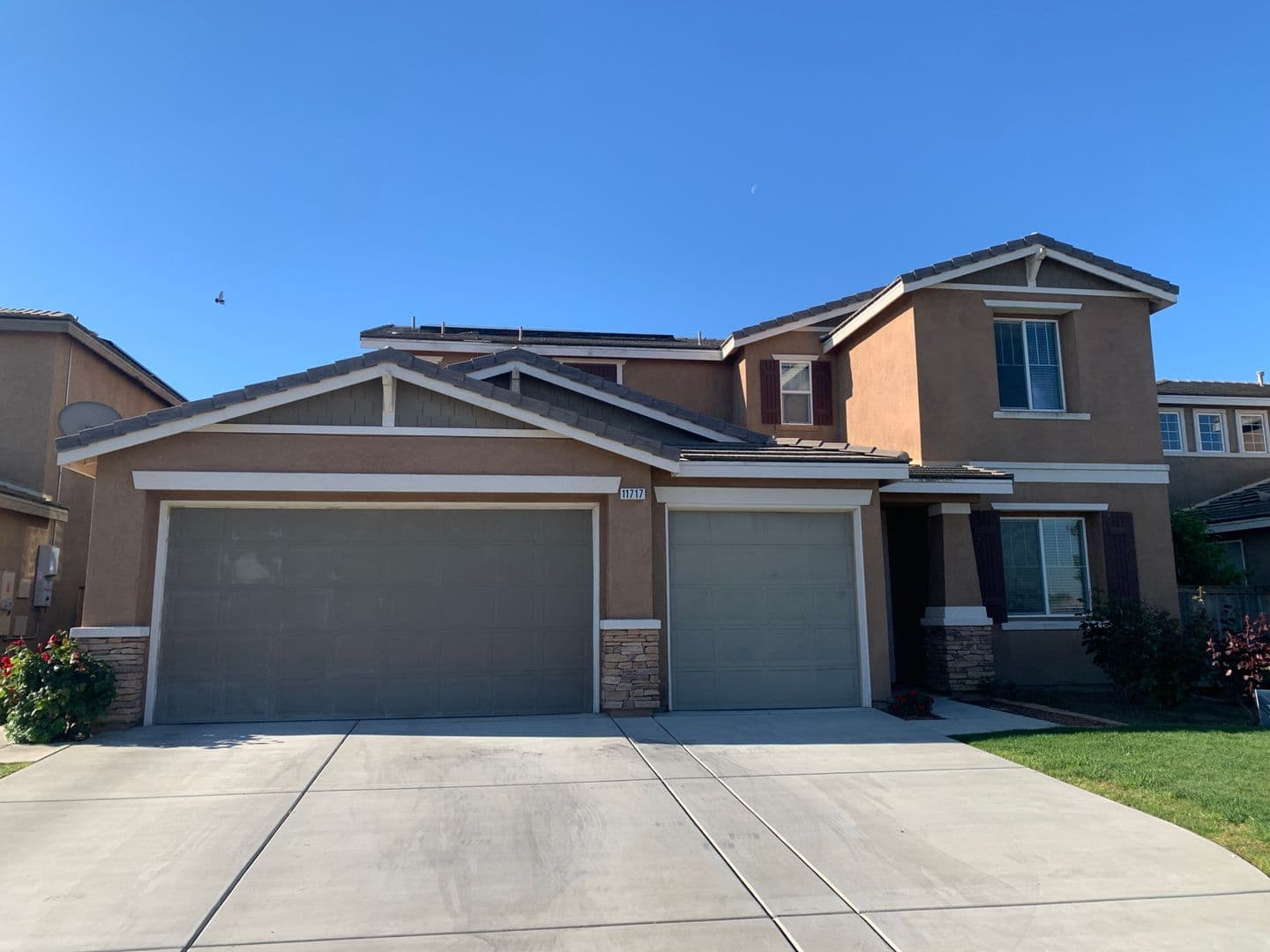 BAKERSFIELD House: 11717 CALIFORNIA POPPY DR