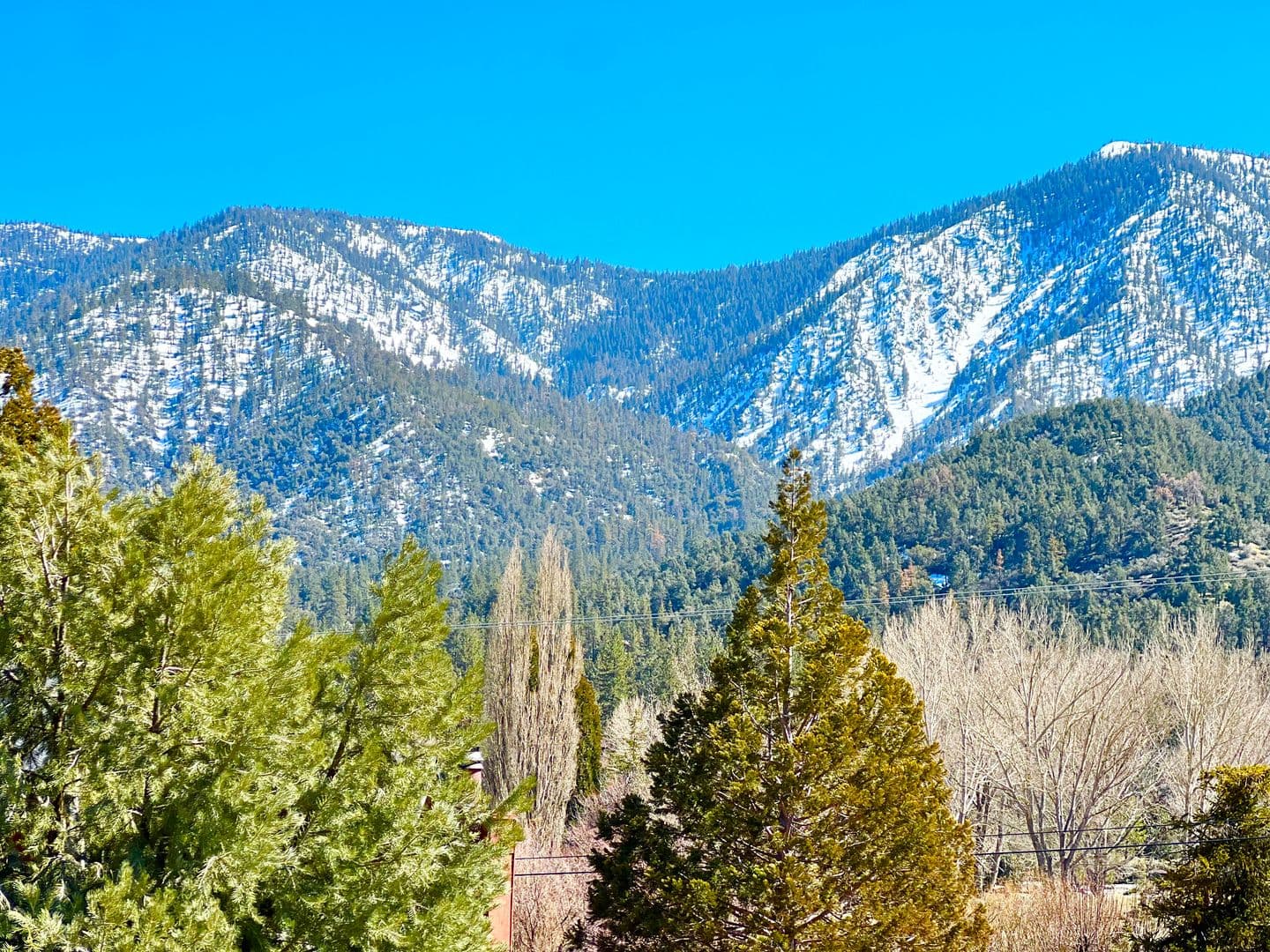 PINE MOUNTAIN CLUB House: 16420 HURON DR