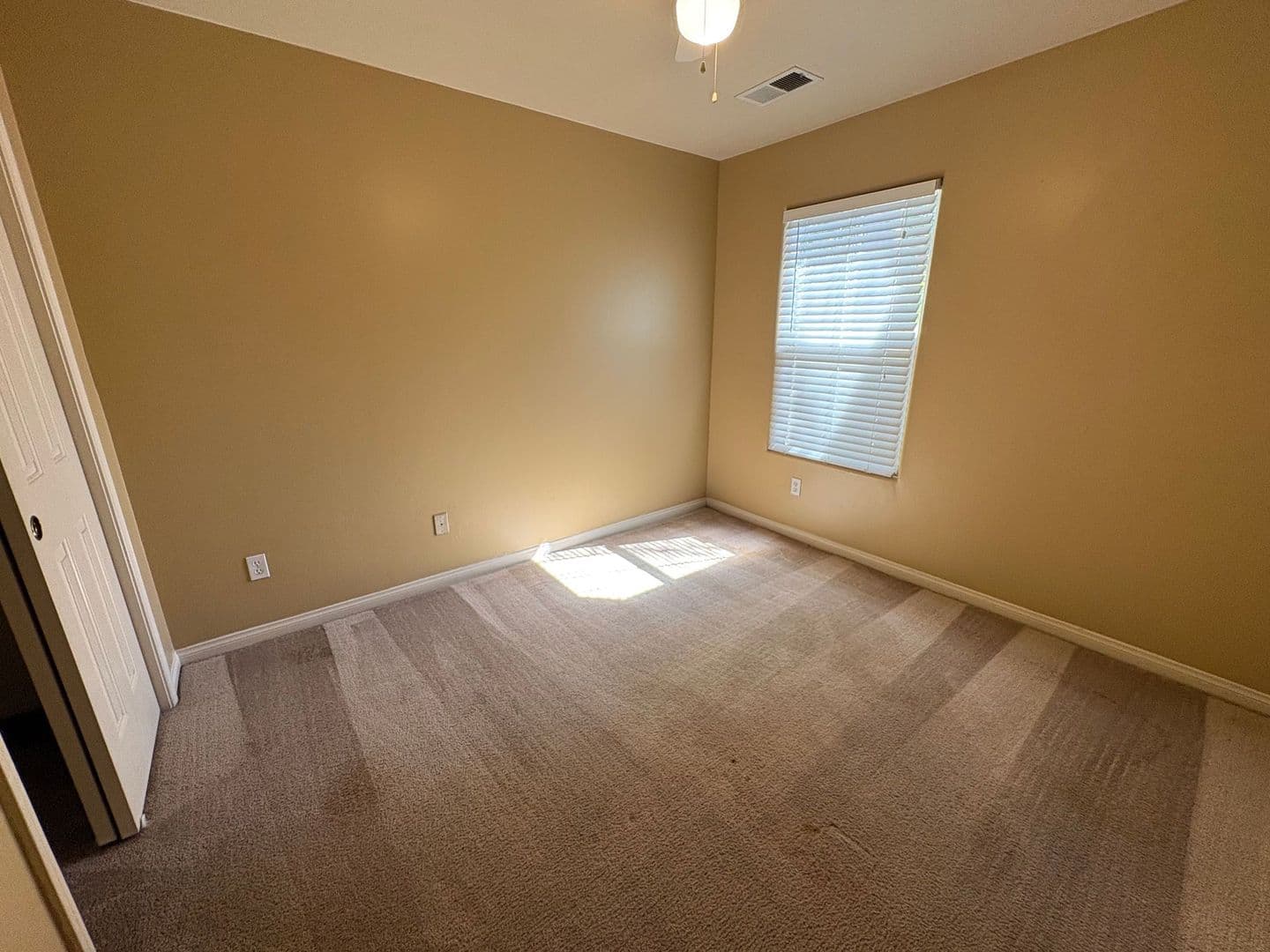 BAKERSFIELD House: 12510 STEMPLE DR