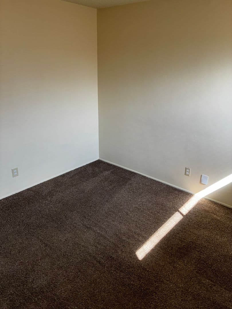 BAKERSFIELD Apartment: 226 STINE RD
