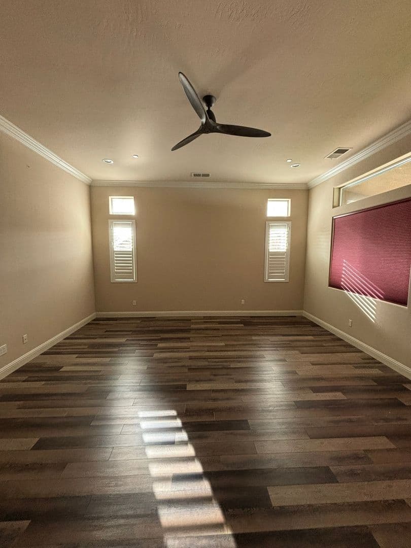 BAKERSFIELD House: 14802 YELLOW LUPINE DR.