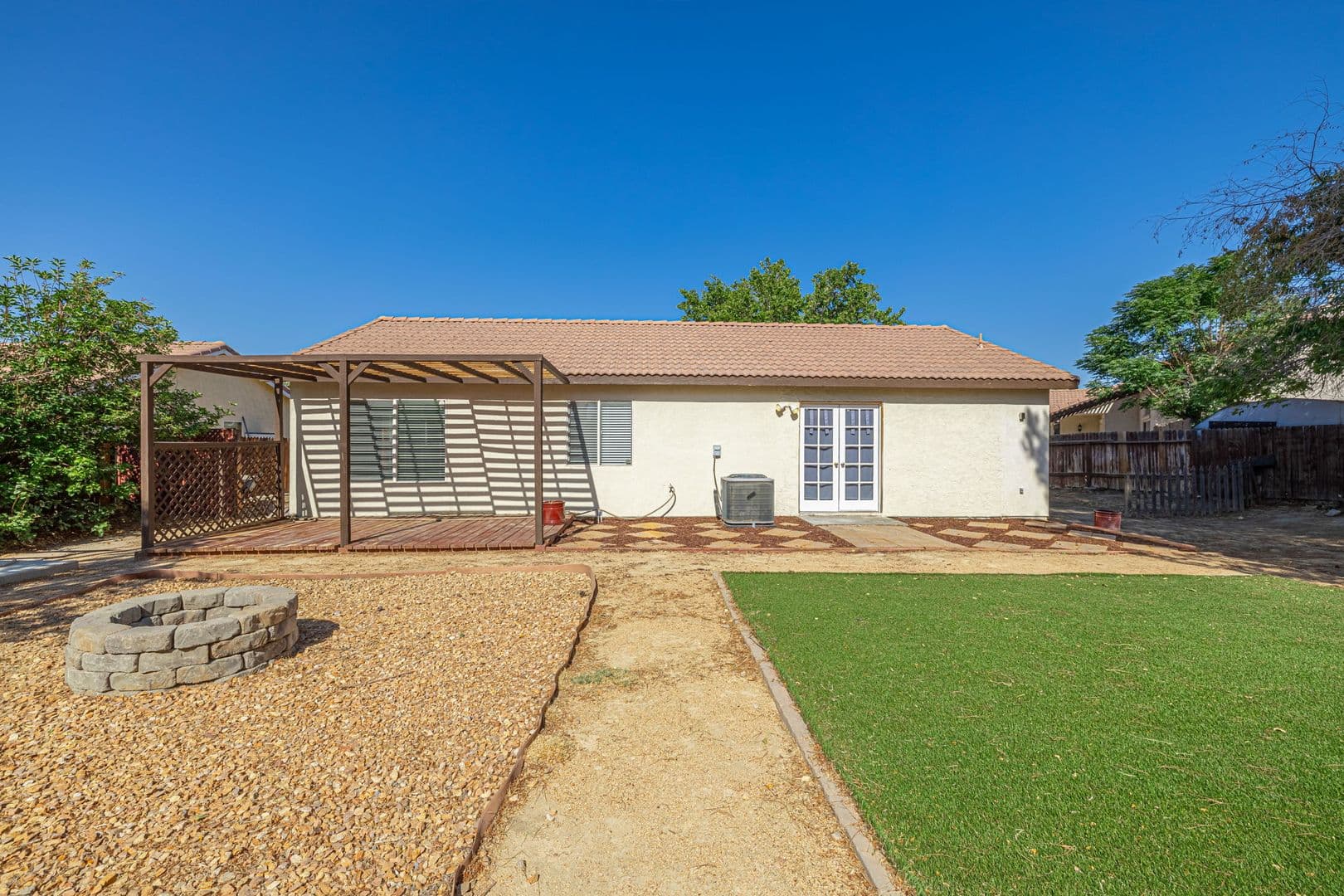 Lancaster Apartment: 43417 & 43419 Mahogany St