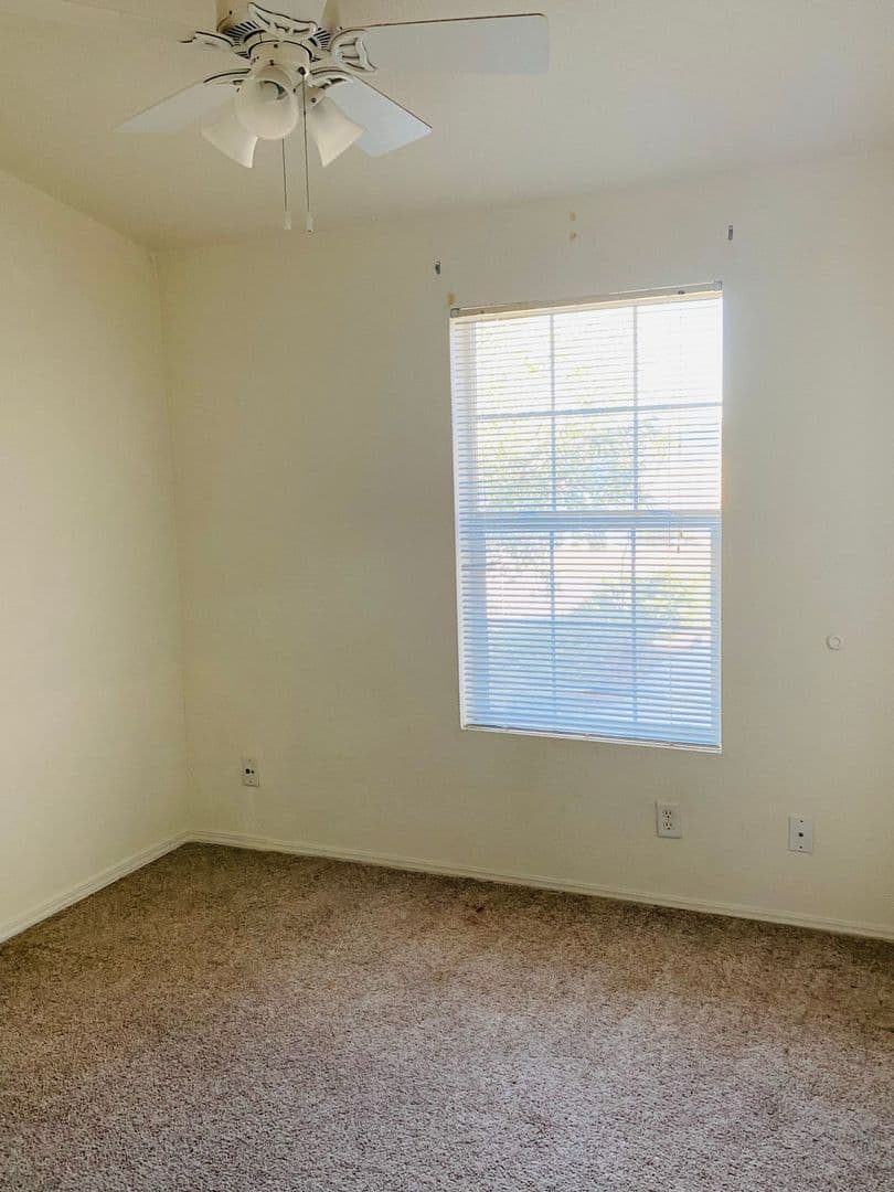 LEBEC House: 801 CUDDY CANYON RD