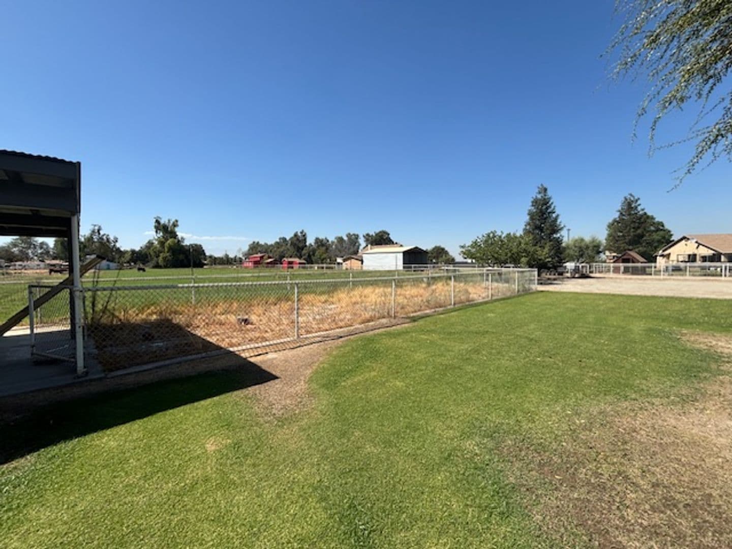 BAKERSFIELD House: 1555 KUHIO ST.