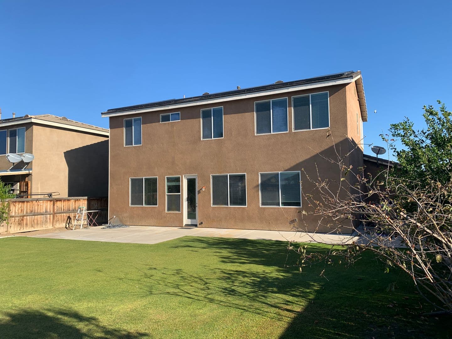 BAKERSFIELD House: 11717 CALIFORNIA POPPY DR