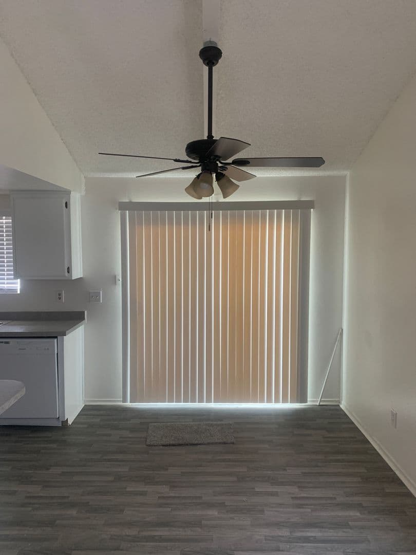 BAKERSFIELD Apartment: 701 DESERET WAY