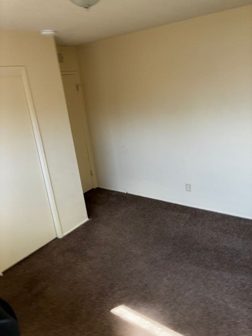 BAKERSFIELD Apartment: 226 STINE RD
