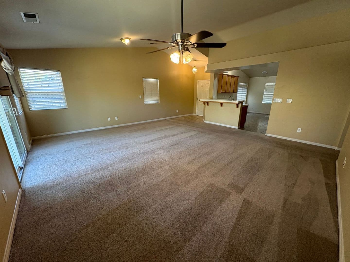 BAKERSFIELD House: 12510 STEMPLE DR