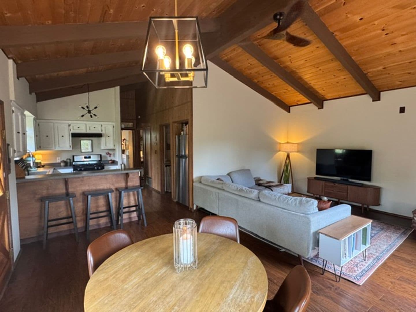 PINE MOUNTAIN CLUB House: 15912 ZURICH WAY