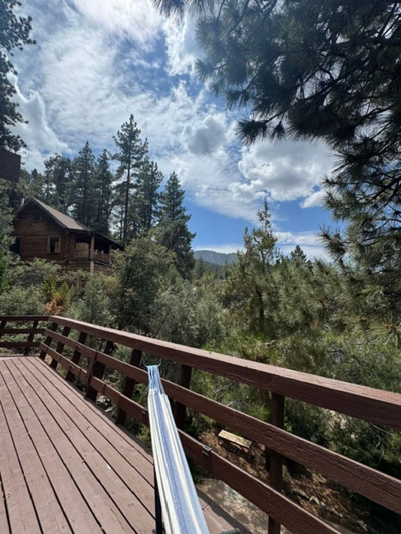 PINE MOUNTAIN CLUB House: 15912 ZURICH WAY