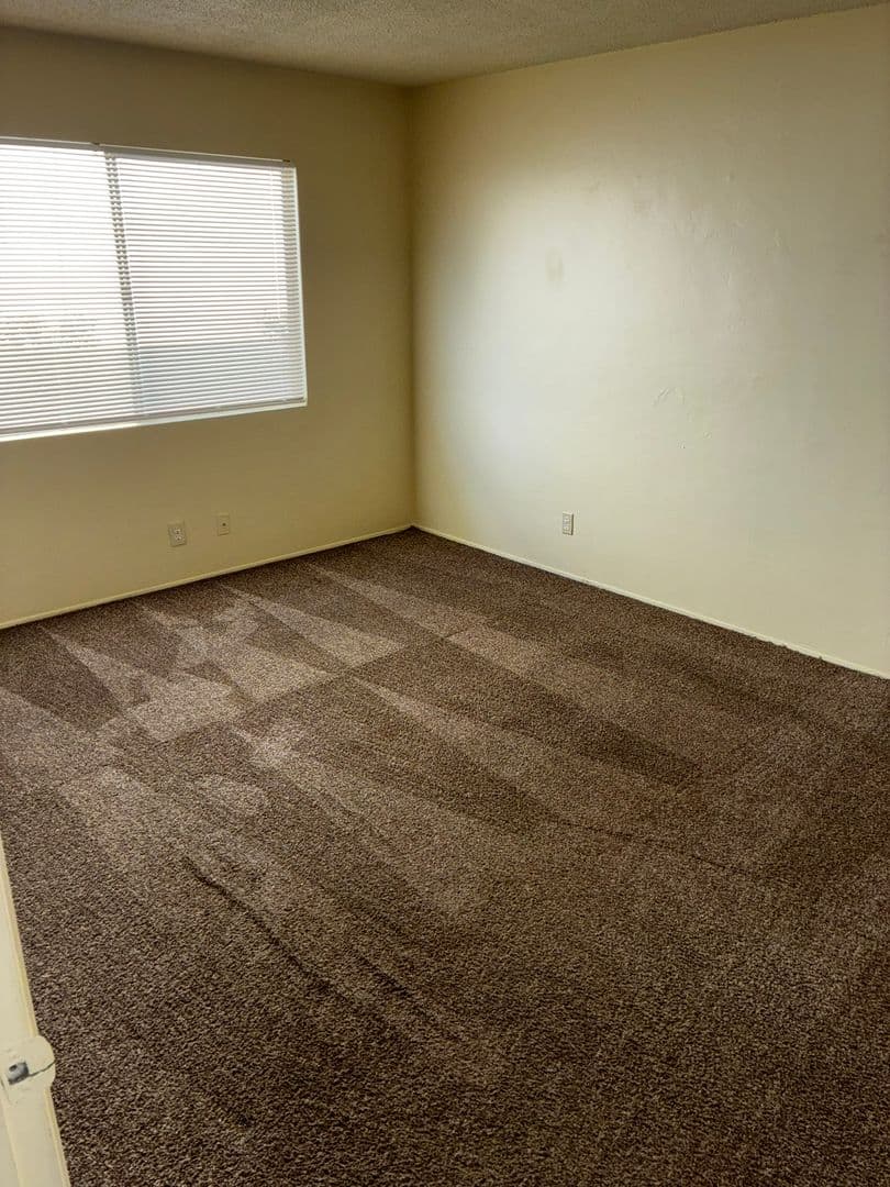 BAKERSFIELD Apartment: 226 STINE RD