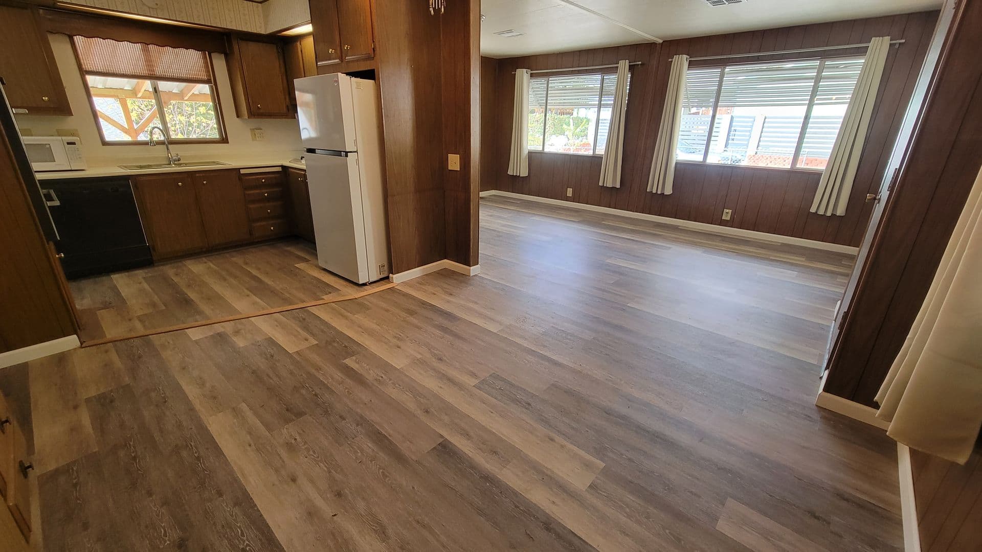 FRAZIER PARK House: 912 WOODROW WAY