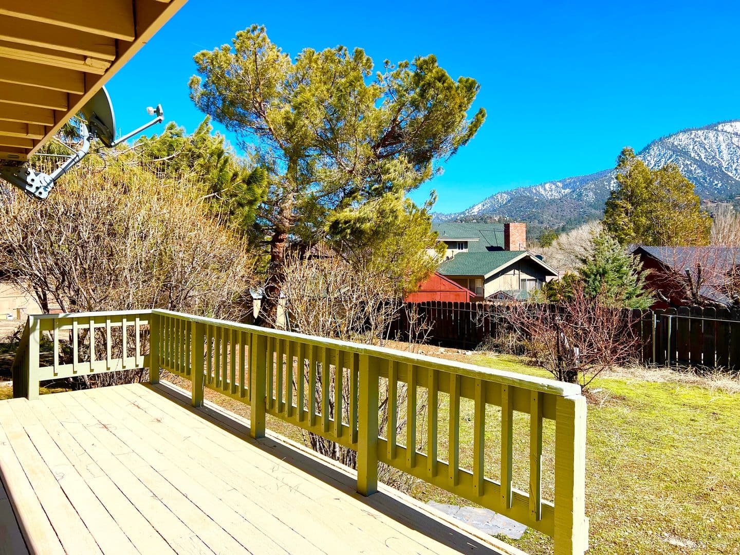 PINE MOUNTAIN CLUB House: 16420 HURON DR