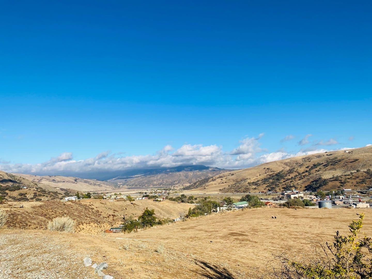 LEBEC House: 801 CUDDY CANYON RD
