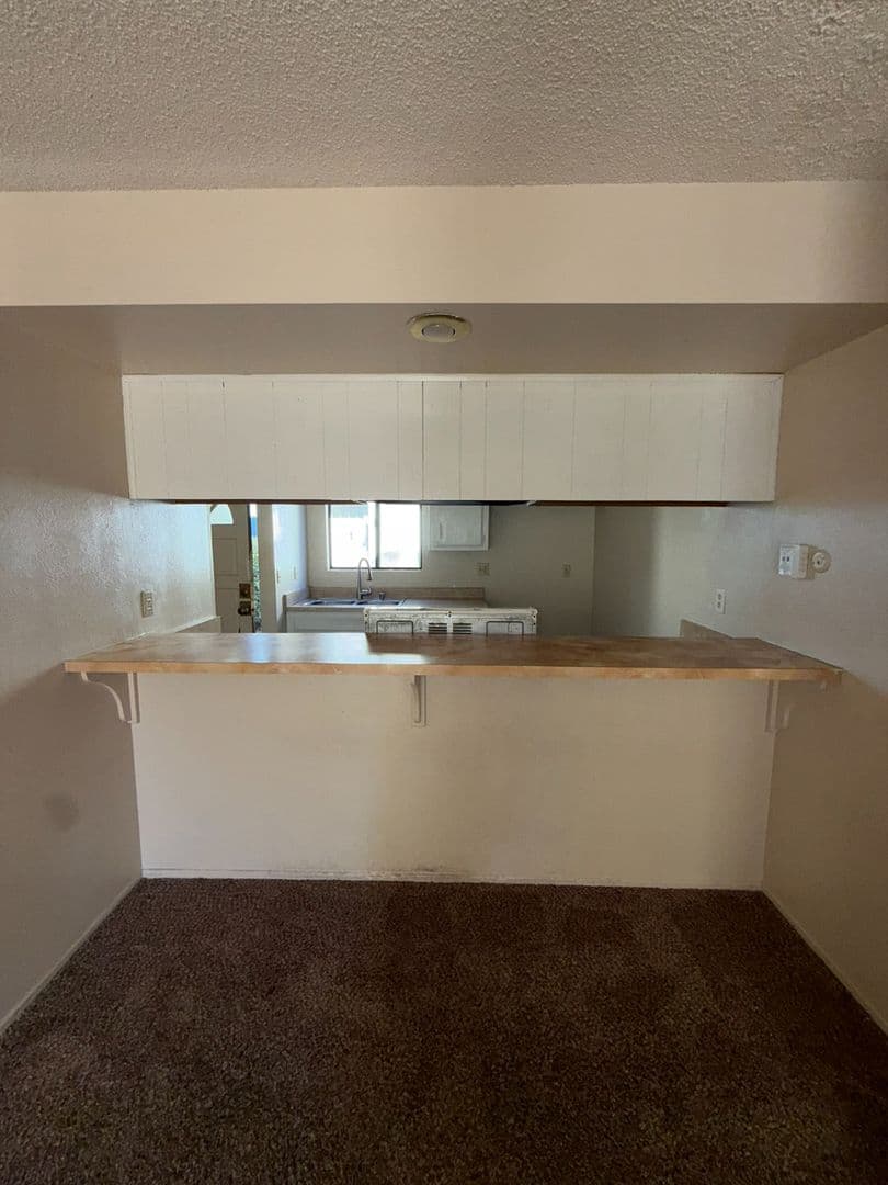 BAKERSFIELD Apartment: 4501 ISLA VERDE ST (A-D)