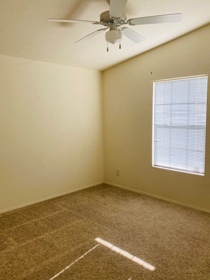 LEBEC House: 801 CUDDY CANYON RD