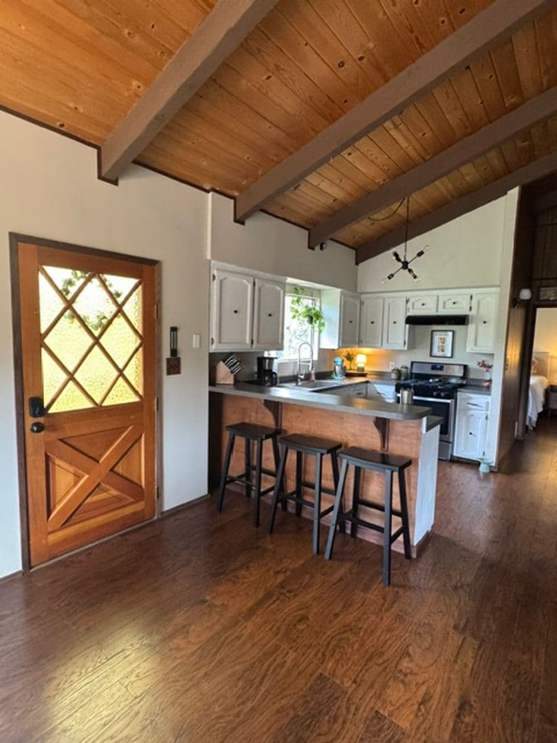 PINE MOUNTAIN CLUB House: 15912 ZURICH WAY