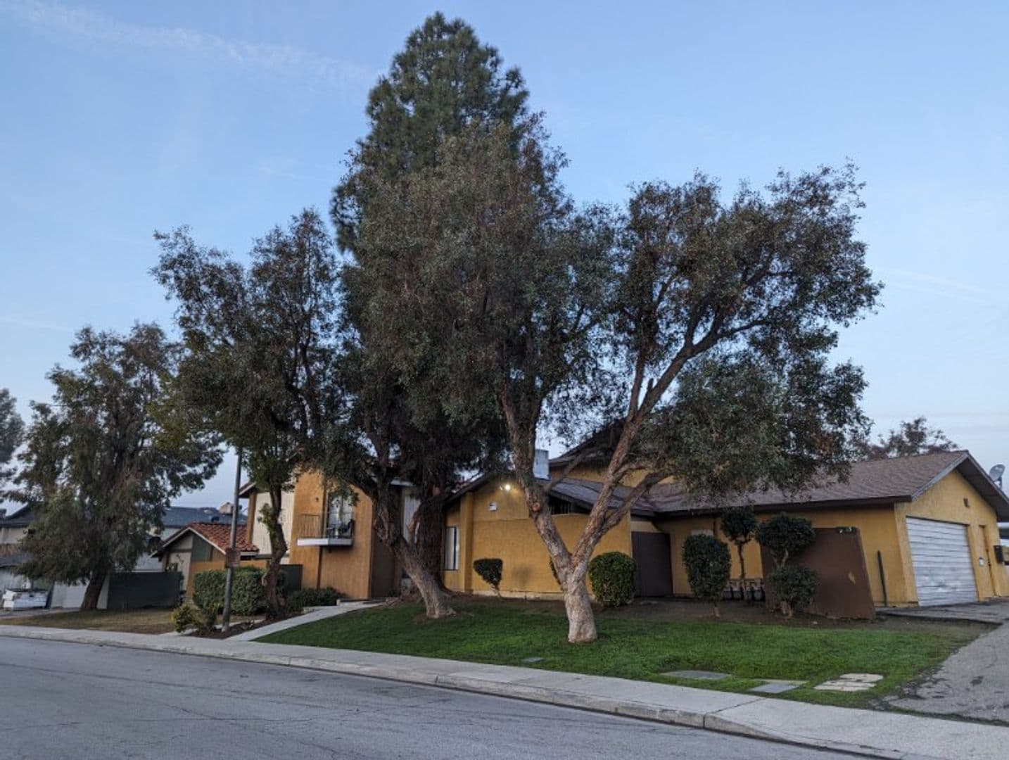 BAKERSFIELD Apartment: 4413 ISLA VERDE STREET
