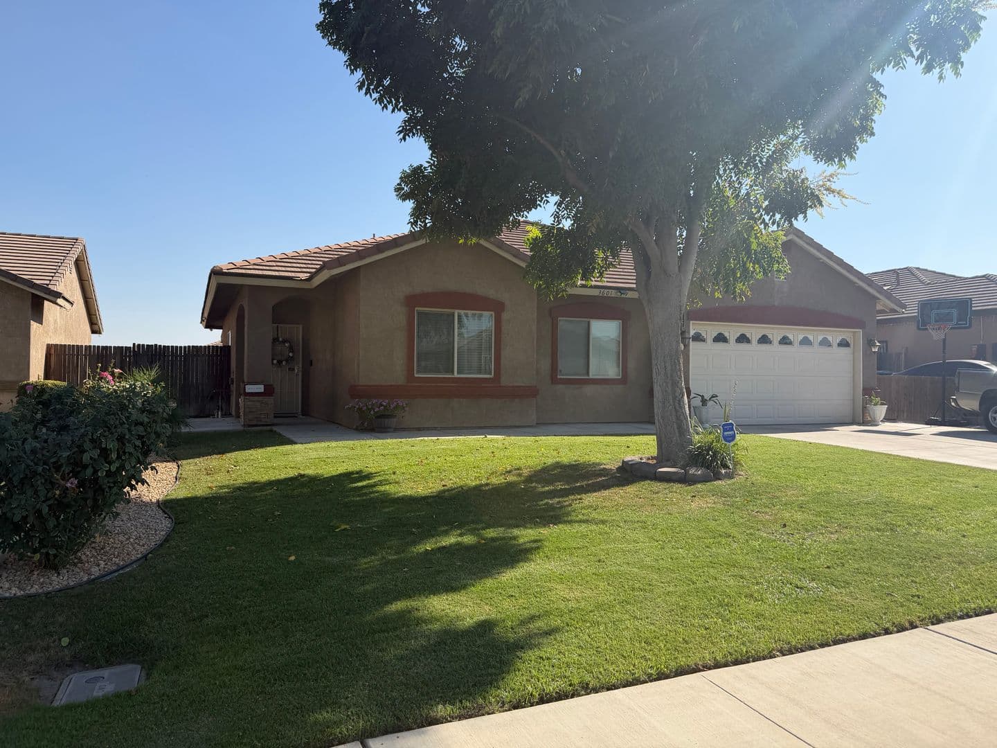 Bakersfield House: 3601 Rio Grande Ln.