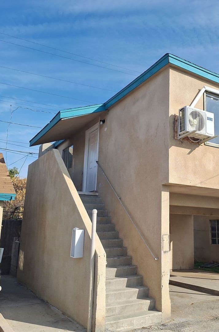 BAKERSFIELD Apartment: 224 WILSON AVE