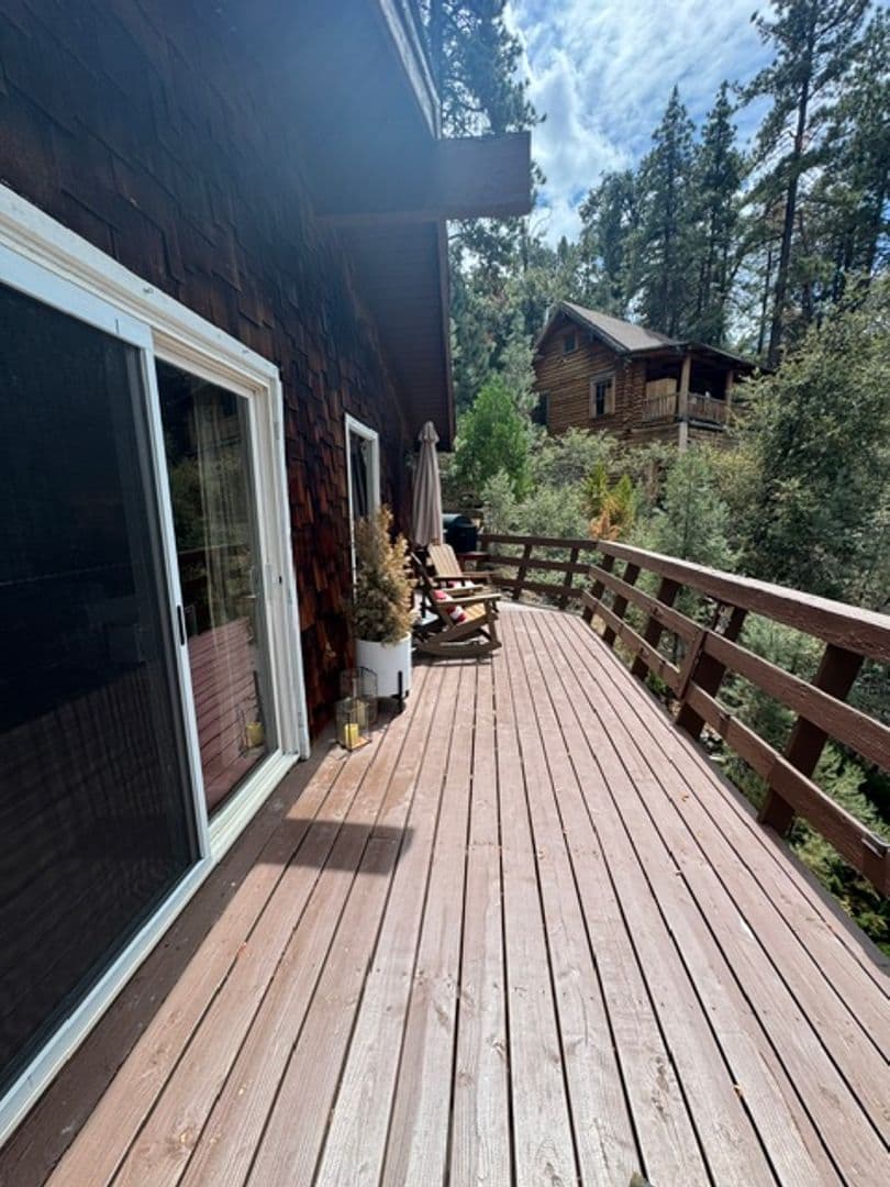PINE MOUNTAIN CLUB House: 15912 ZURICH WAY