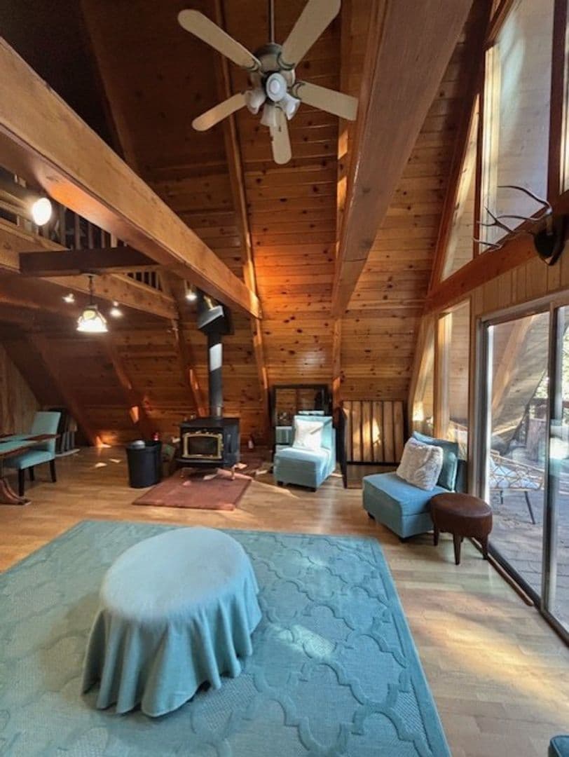 WOFFORD HEIGHTS House: 10905 ELM DR.