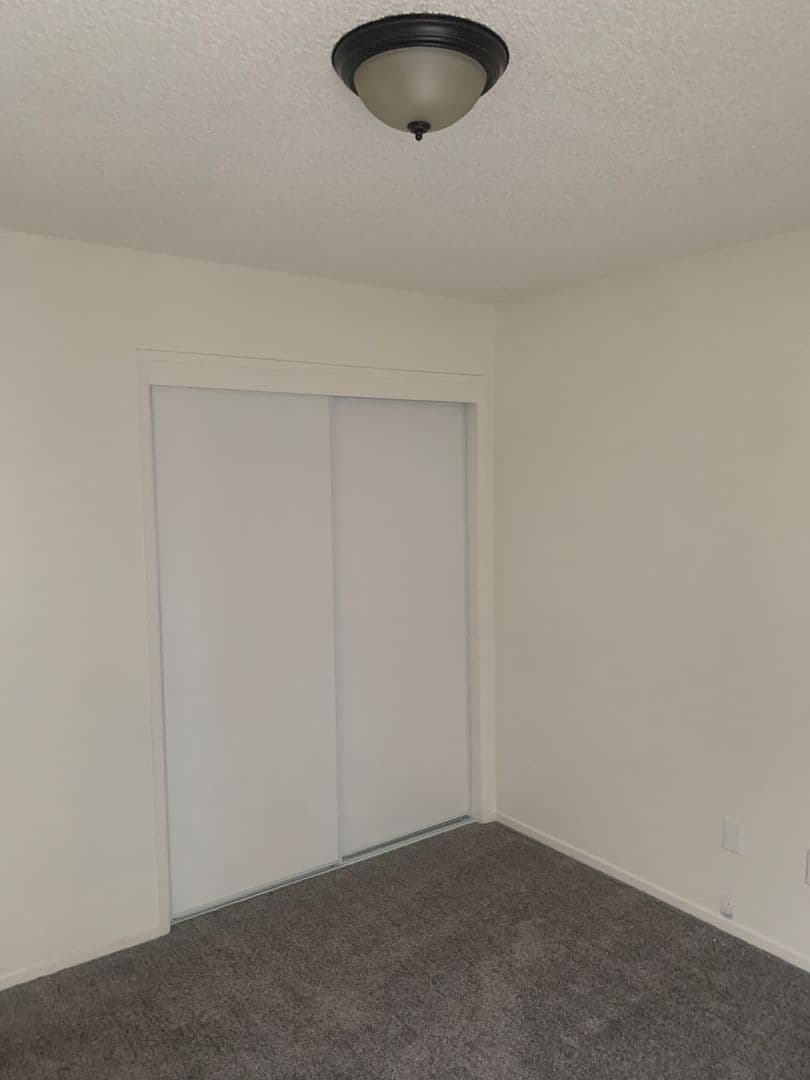 BAKERSFIELD Apartment: 701 DESERET WAY