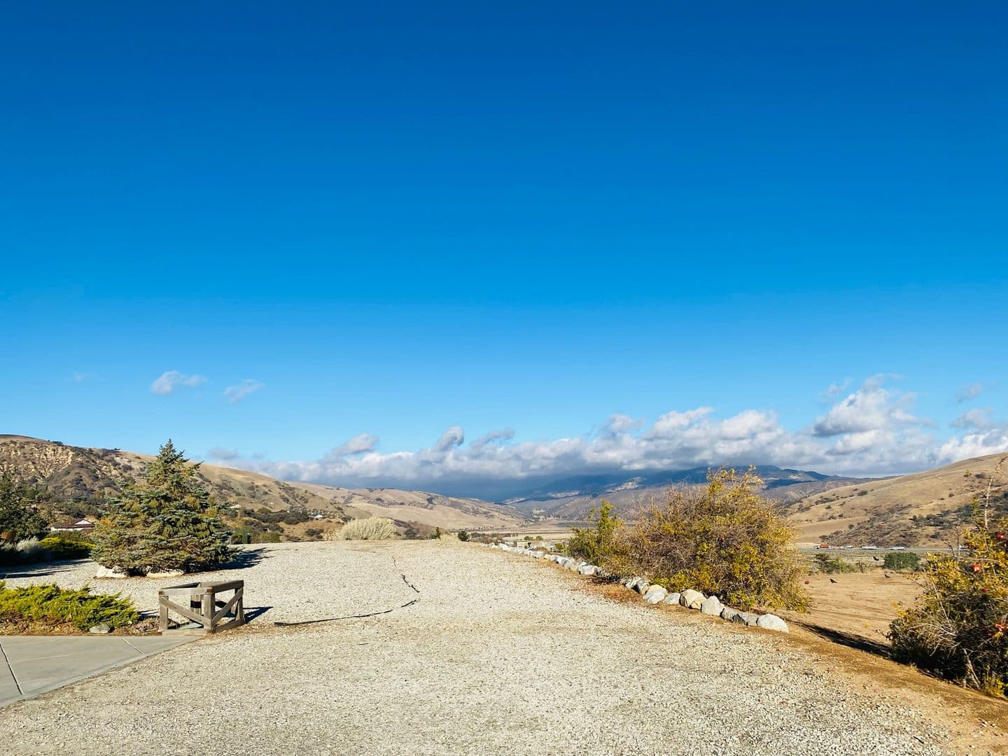 LEBEC House: 801 CUDDY CANYON RD