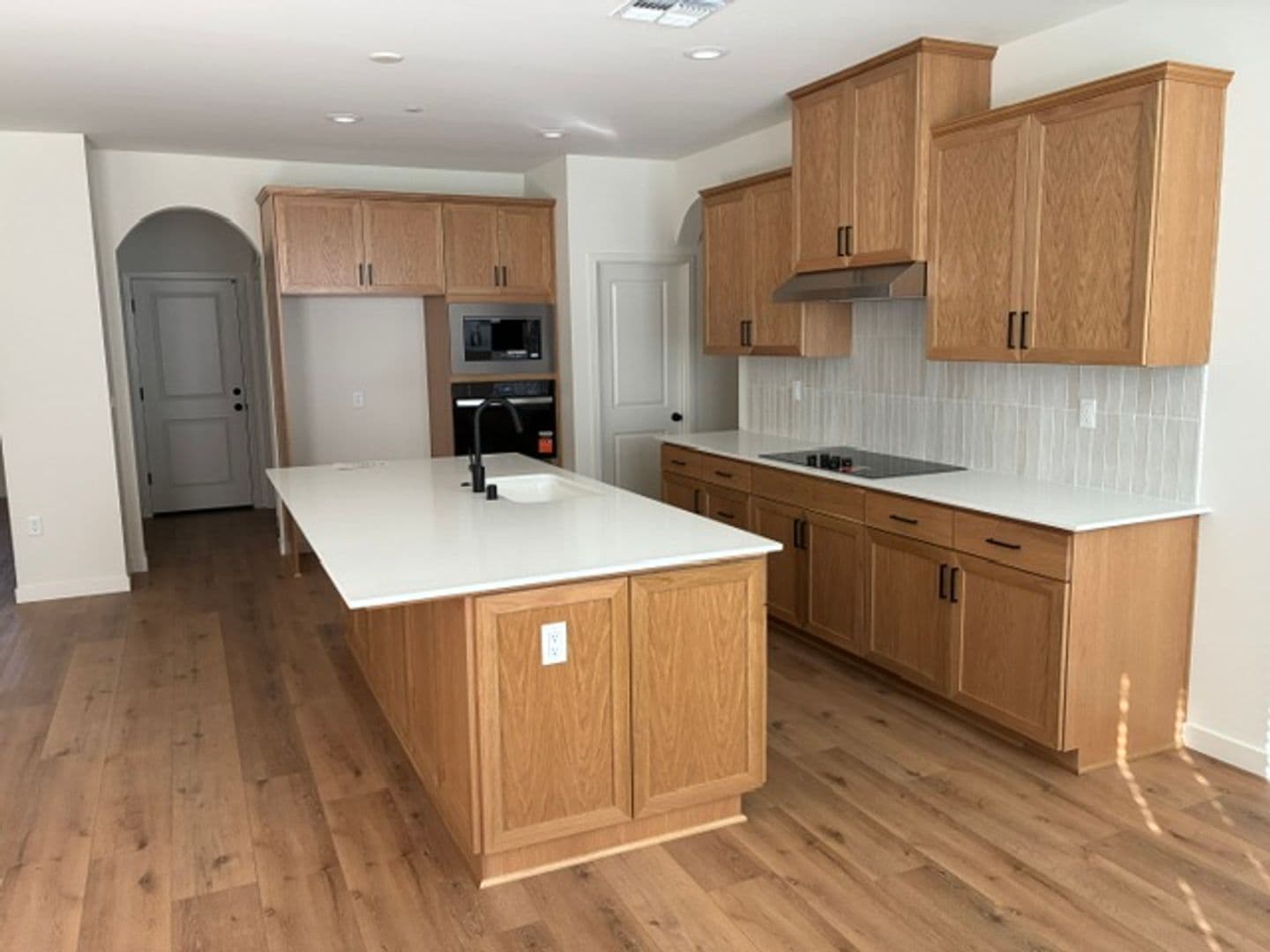 BAKERSFIELD House: 17115 LOVATO LN