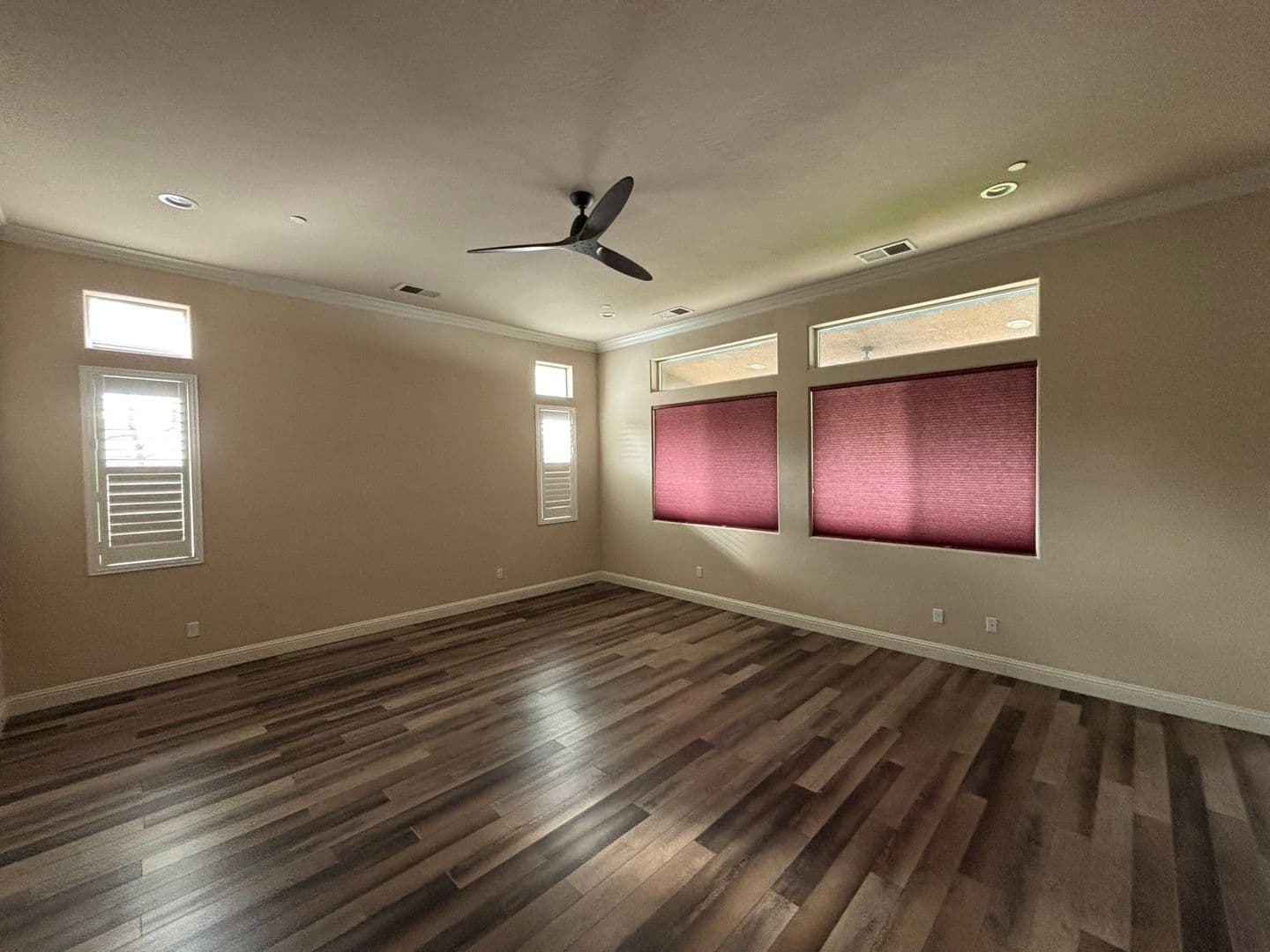 BAKERSFIELD House: 14802 YELLOW LUPINE DR.