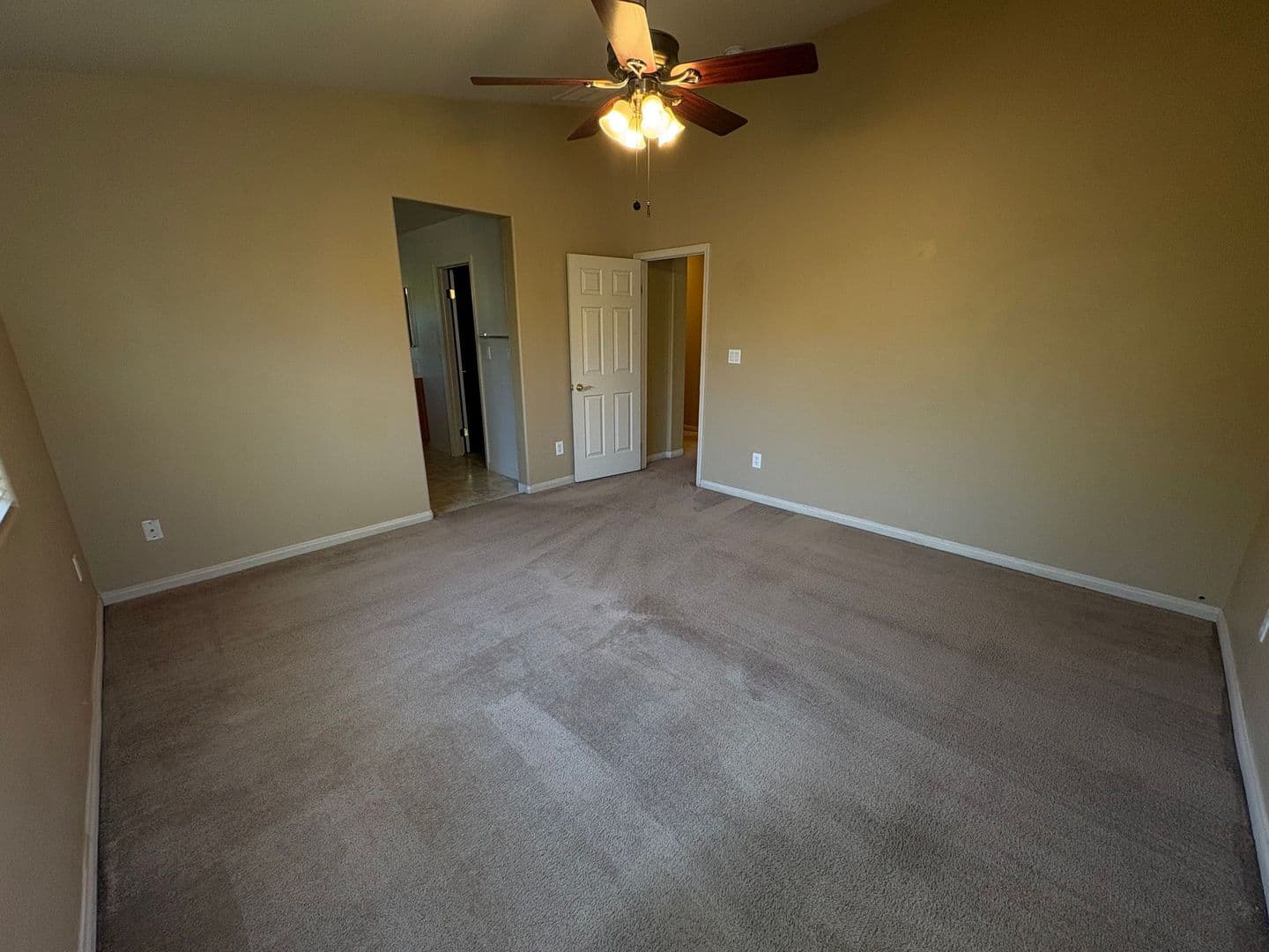 BAKERSFIELD House: 12510 STEMPLE DR