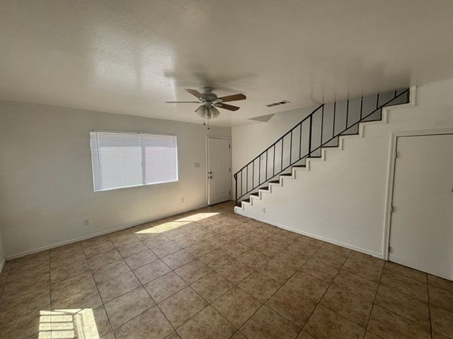 WASCO Apartment: 542 D ST