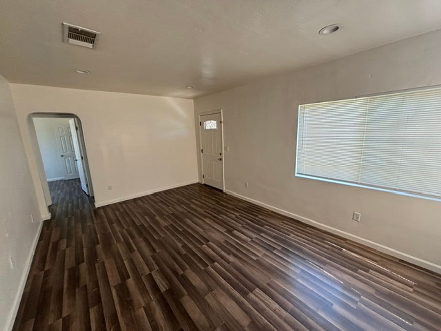 BAKERSFIELD House: 309 LLOYD ST.