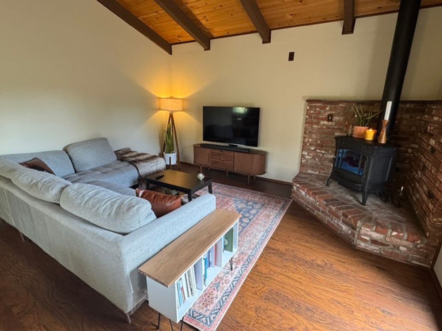 PINE MOUNTAIN CLUB House: 15912 ZURICH WAY