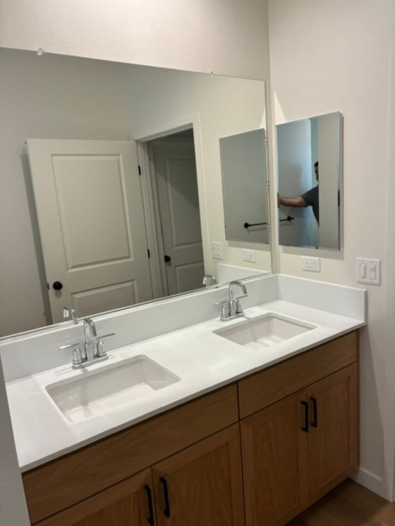 BAKERSFIELD House: 17115 LOVATO LN