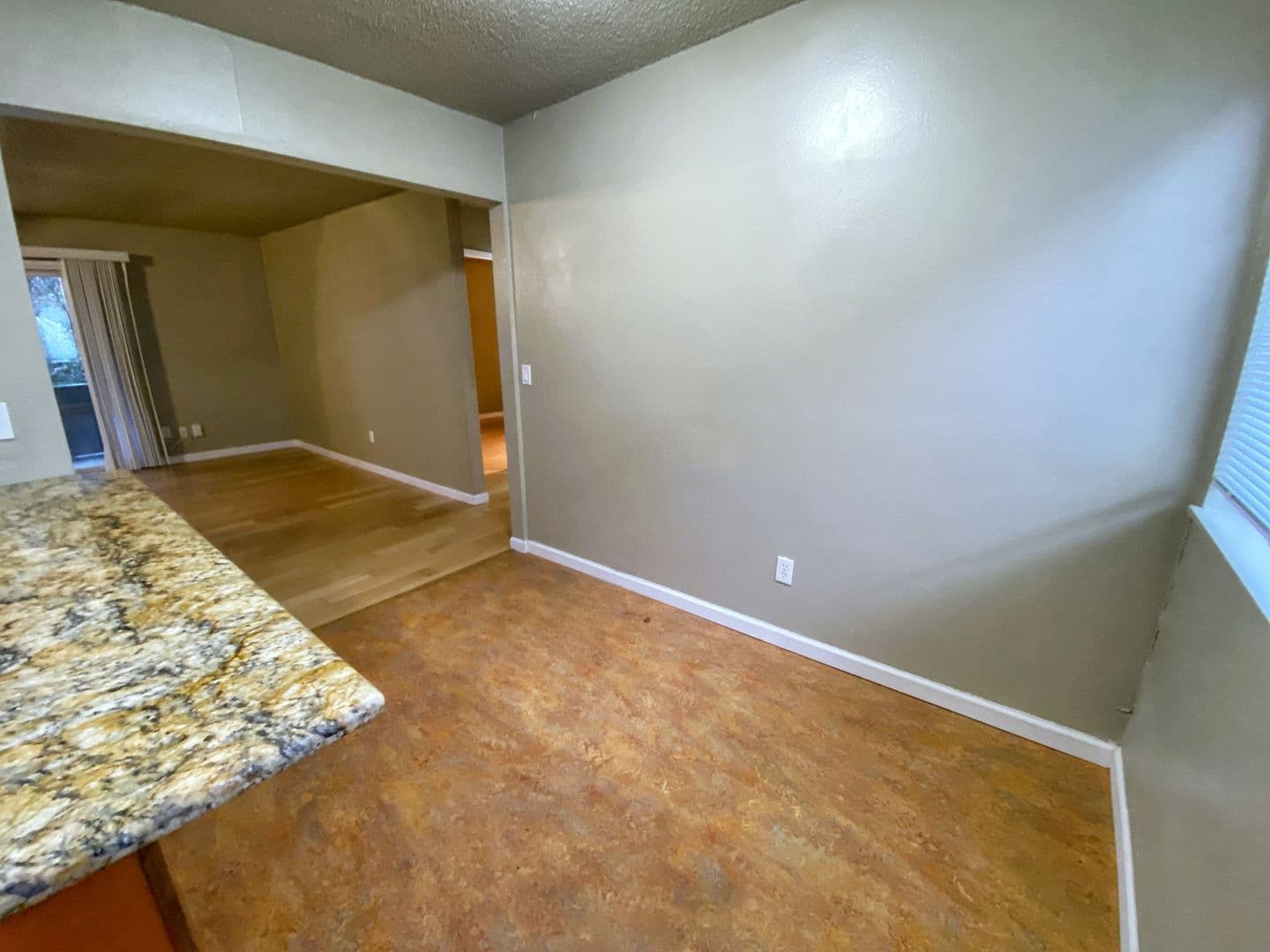 Portland Apartment: 2230 NE 15th Avenue