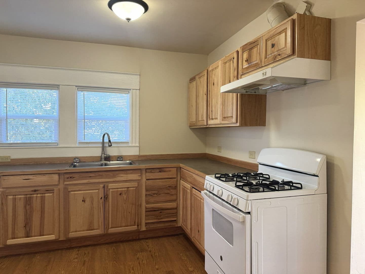 Portland House: 5266 NE 15th Avenue