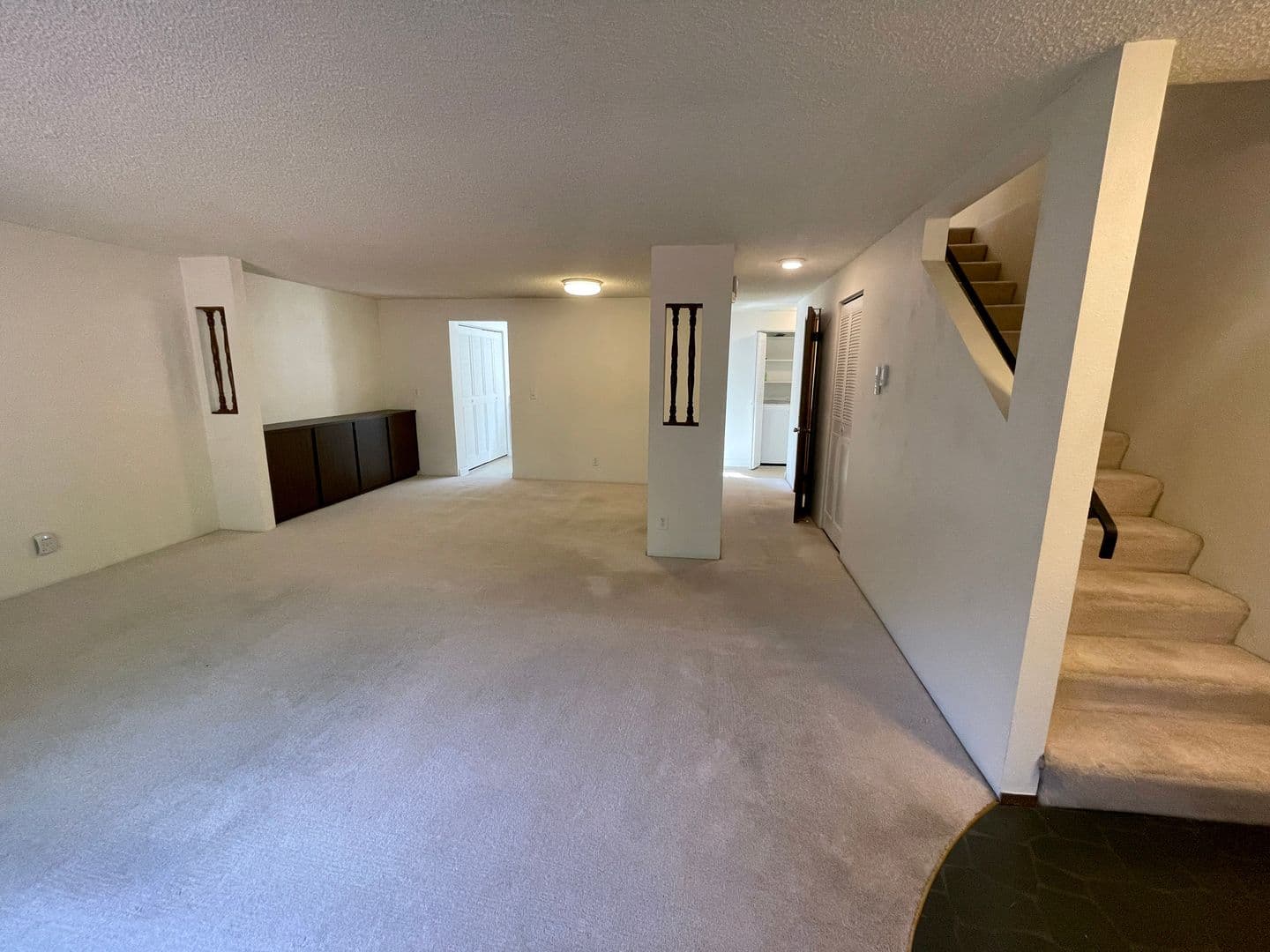 Portland Apartment: 6611 SW Canyon Ln