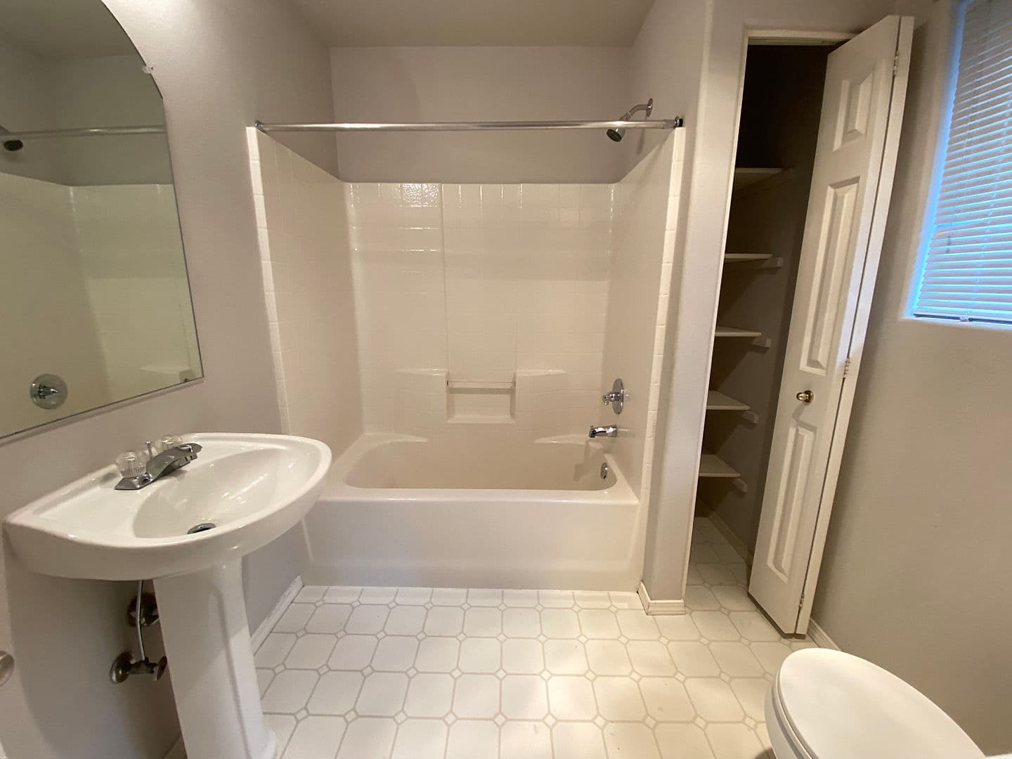 Beaverton House: 14290 SW Cougar Ridge Drive