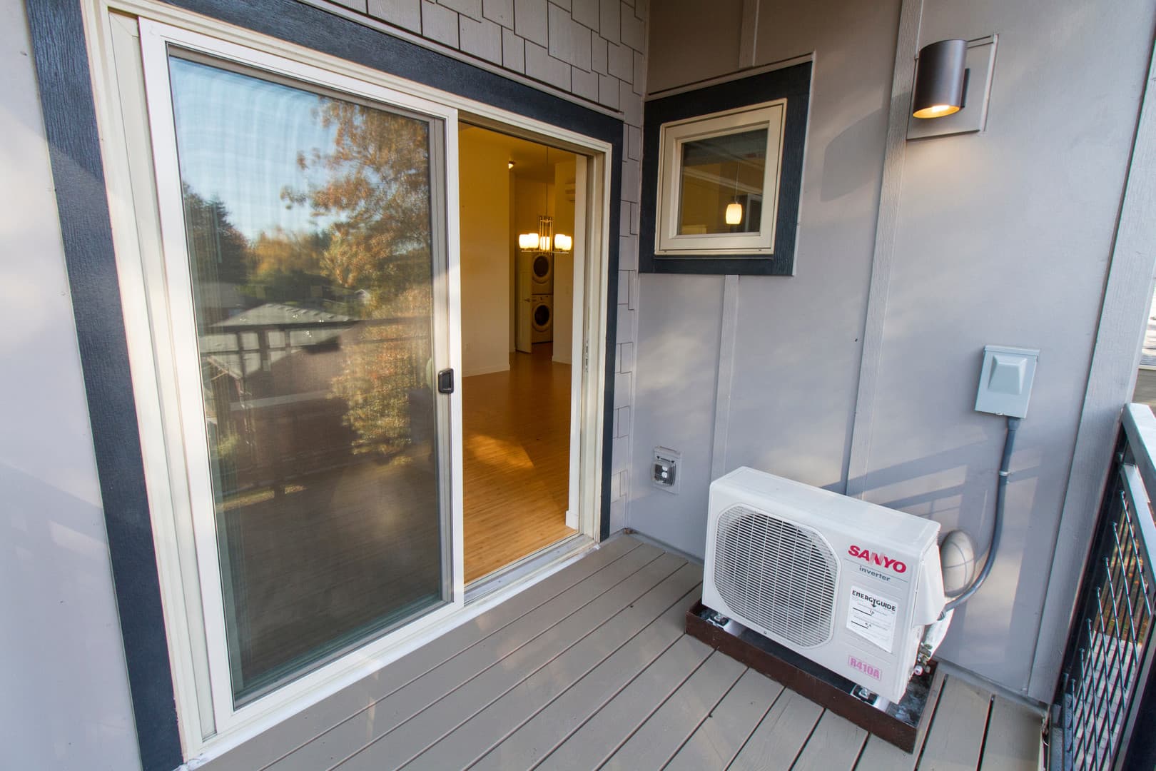 Beaverton Condo: 13925 SW Meridian St. #402