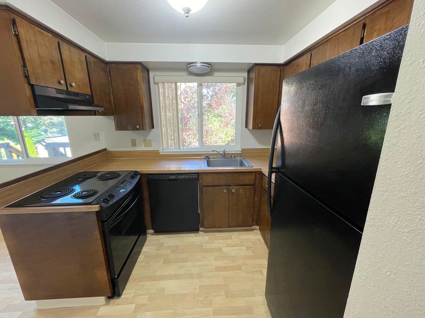 Gresham Apartment: 21055-21059 SE Morrison St