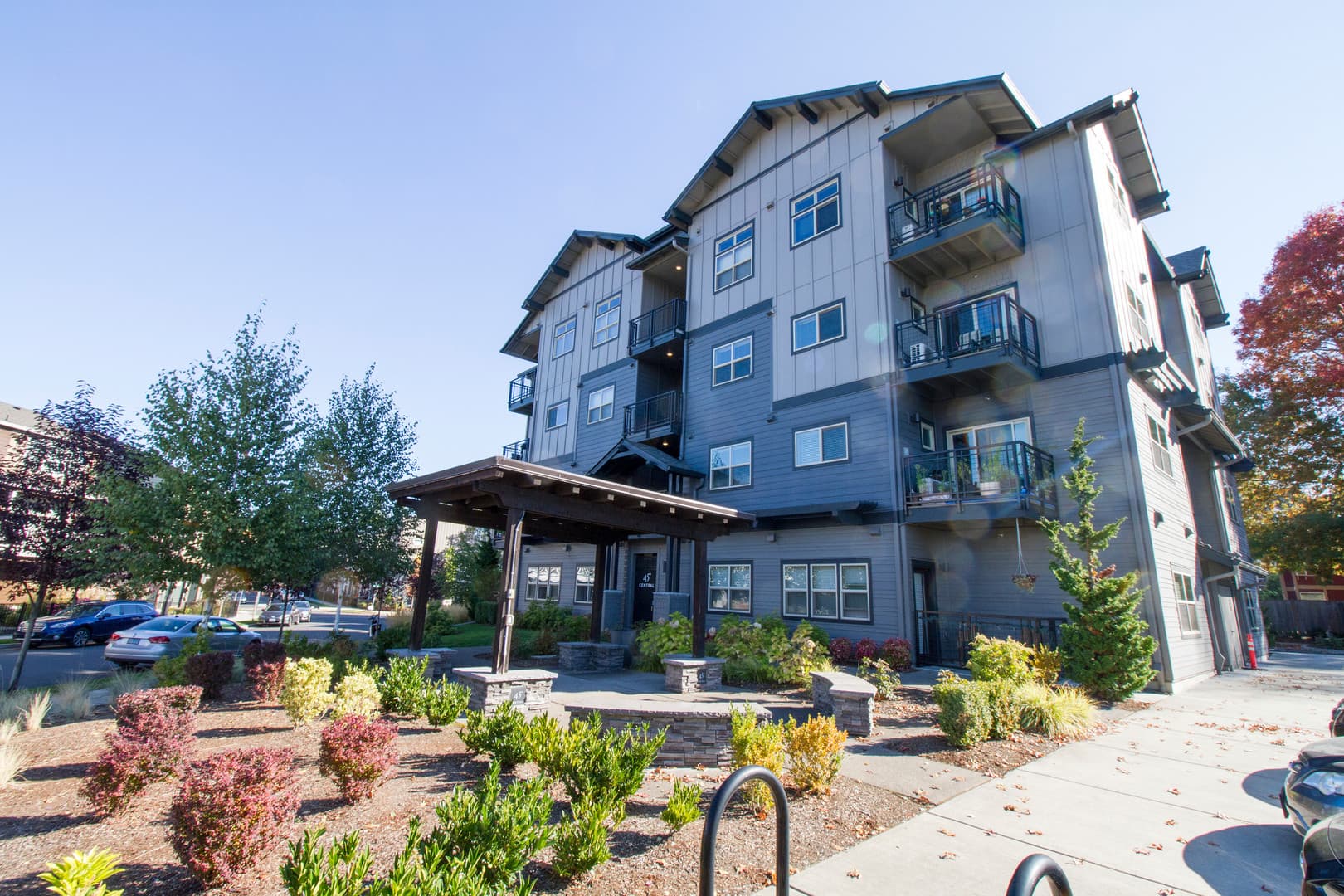 Beaverton Condo: 13925 SW Meridian St. #402