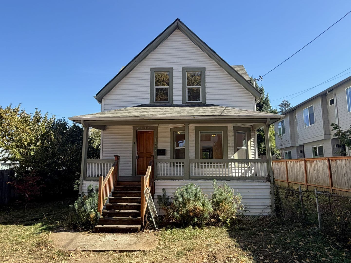 Portland House: 5266 NE 15th Avenue